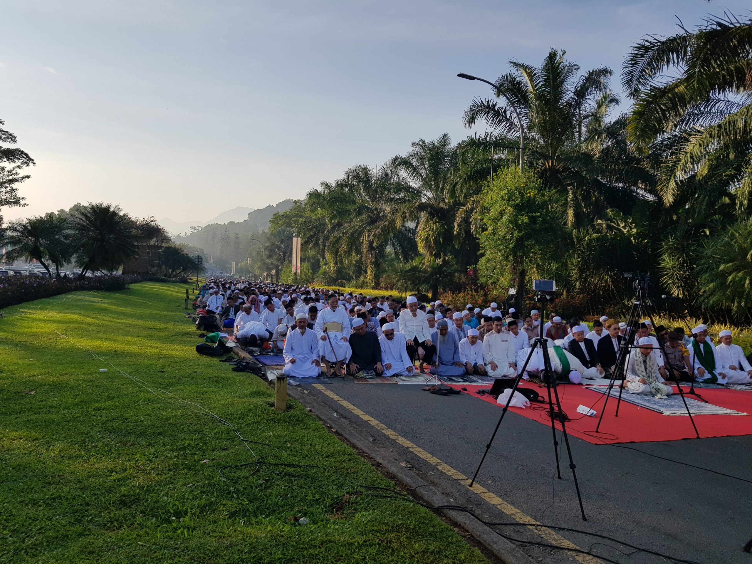 Panduan Sholat Ied di rumah