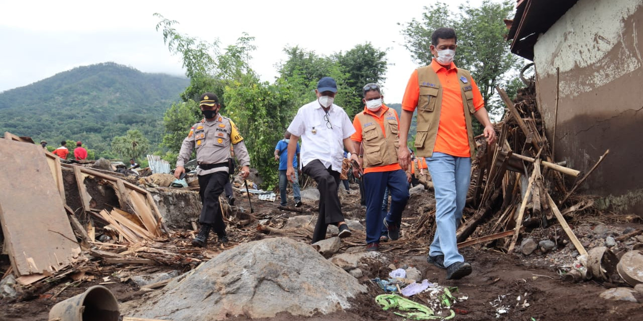 Tropical cyclone Seroja in Indonesia killed 124