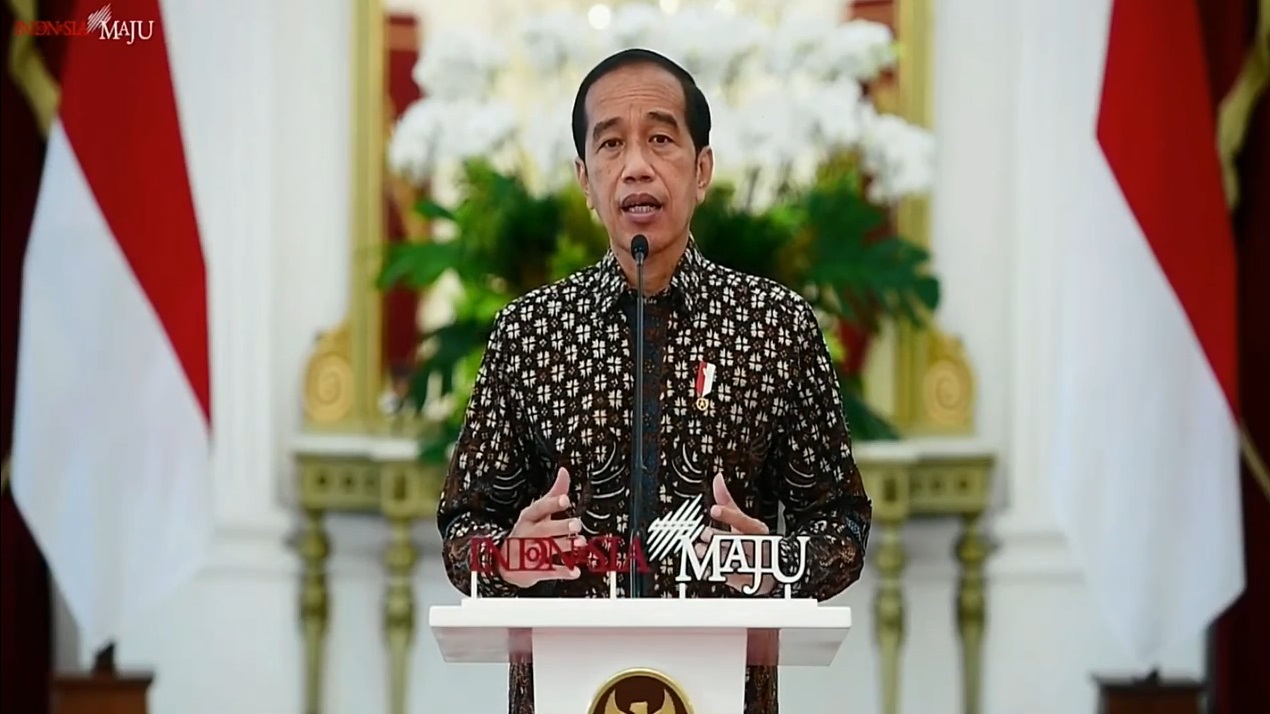 President targets Indonesia to become world's halal industry hub by 2024