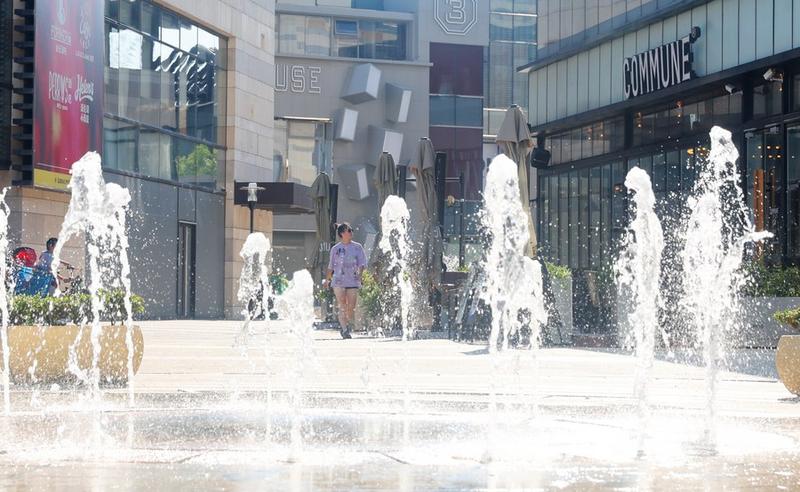 Berbagai upaya dilakukan untuk redam dampak gelombang panas di China