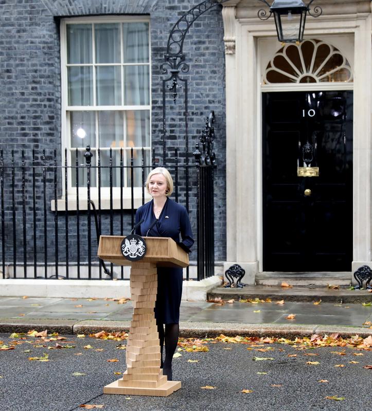 Liz Truss mundur