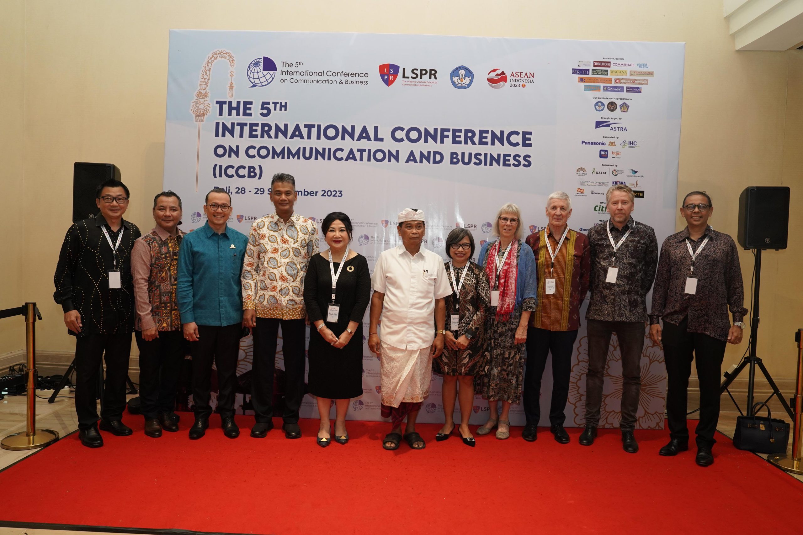 Presiden ASEAN PR Network