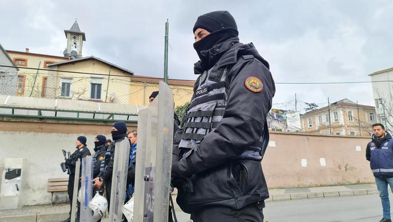 Serangan bersenjata di gereja