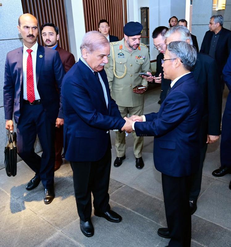 Serangan teroris kejam