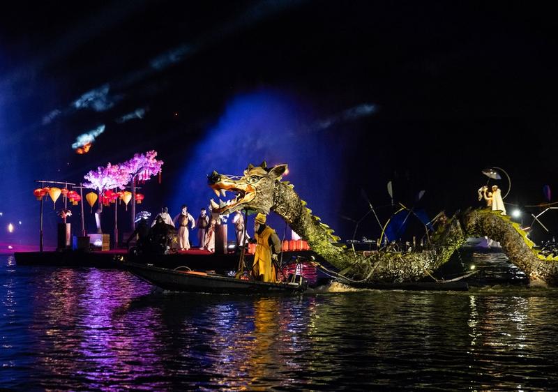 Venesia melarang kapal pesiar