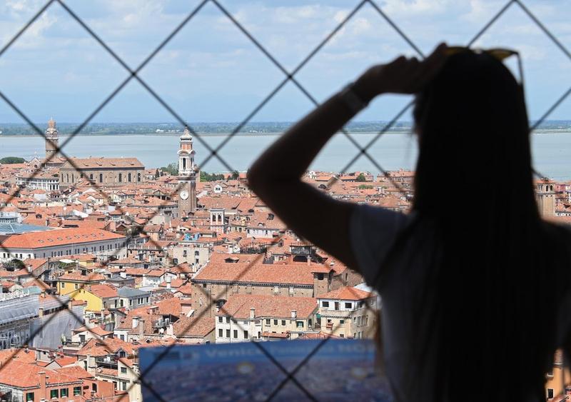 Venesia melarang kapal pesiar