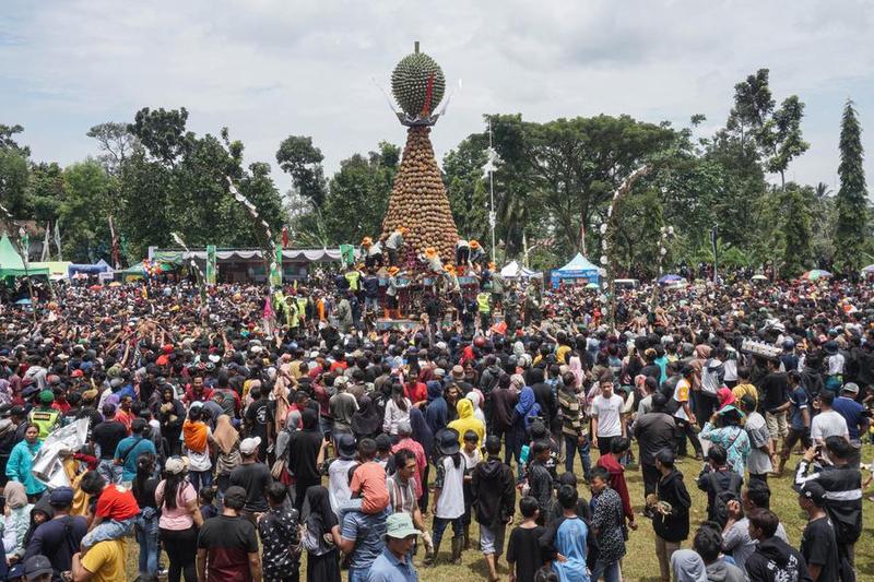 Indonesia mengekspor durian