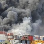 ledakan besar di pelabuhan