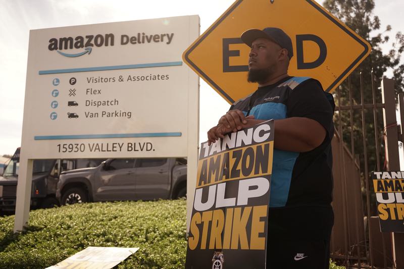 penyelidikan resmi terhadap Amazon