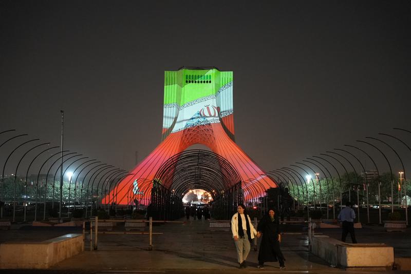 Iran dan tiga negara