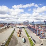 kebijakan tarif Trump menambah