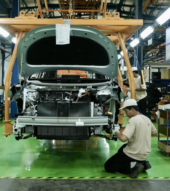 Geely memulai perakitan lokal