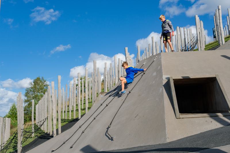 satu lubang bor batu