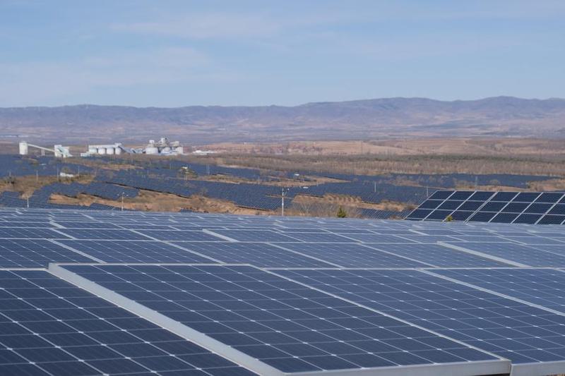 Efisiensi sel perovskit