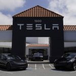 Tesla melanggar UU negara