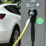 Larangan terhadap mobil berbahan