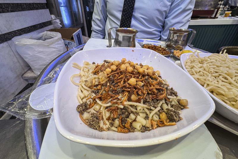 Hidangan nasional Mesir Koshary