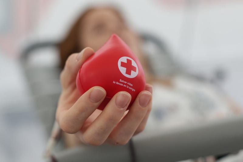 Pendonor darah pertama kali